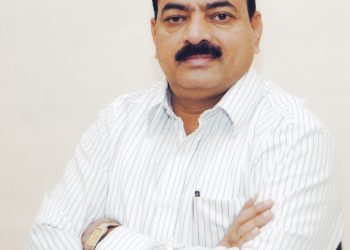 आ. जाधवांनी गुहागरला दिली रुग्णवाहिका