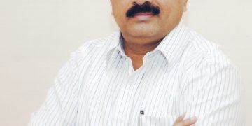 आ. जाधवांनी गुहागरला दिली रुग्णवाहिका