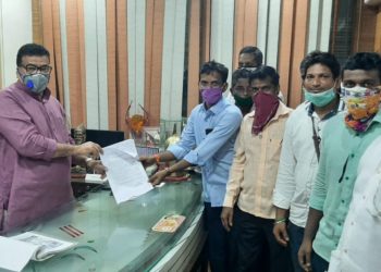 लोक कलावंतांना राज्य शासनाने आर्थिक मदत करावी