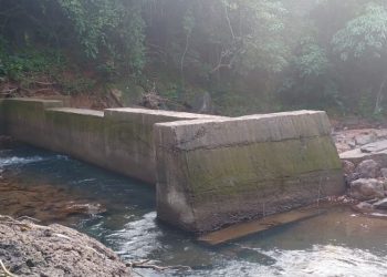 पडवे गावात कोट्यावधीच्या पेयजल योजनेचे काम रखडले
