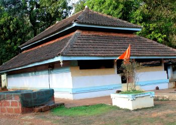 नरवणची ग्रामदेवता श्री व्याघ्रांबरी देवी