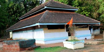 नरवणची ग्रामदेवता श्री व्याघ्रांबरी देवी