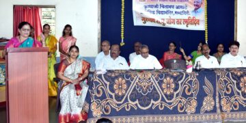 Guruvarya Jog Memorial Day at Agashe Vidyamandir