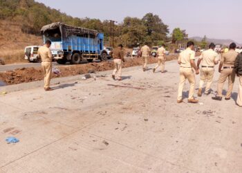 हेदवीत येणाऱ्या कारचा माणगावजवळ भीषण अपघात