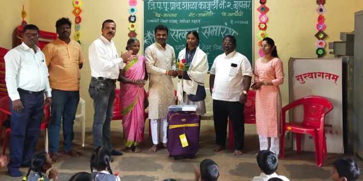 Sonali felicitated by Chandrakala Industry Group