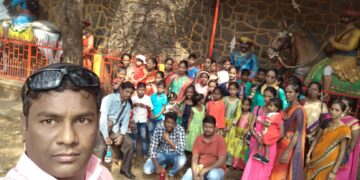Parents also participate in Ranavi school trip
