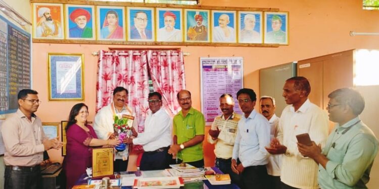 Help from the company to Talavali School