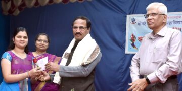 Students felicitated in lecture series program