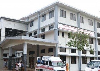 Surgery camp at Derwan