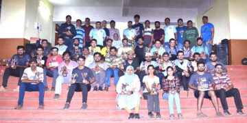 Prize distribution of sports events in Ratnagiri