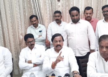 MP Sunil Tatkare on visit to Guhagar