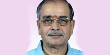 Maharashtra Bhushan Award to Dharmadhikari