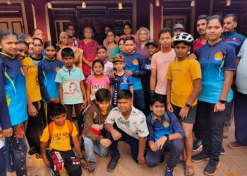 Cycle round in Dapoli on Women's Day