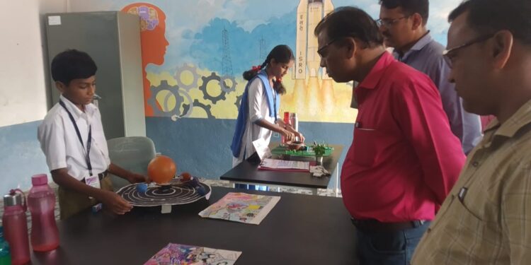 Science replication exhibition at Patpanhale School