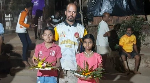 Meritorious students felicitated at Varaveli