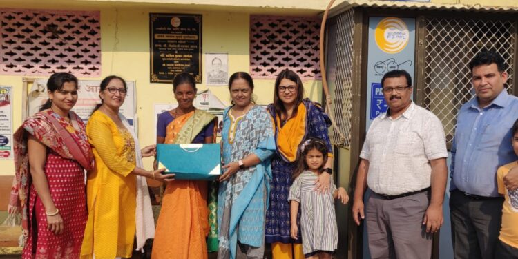 Ambekar felicitated by Sanjana Mahila Samiti