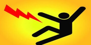 Death of an adult due to electric shock