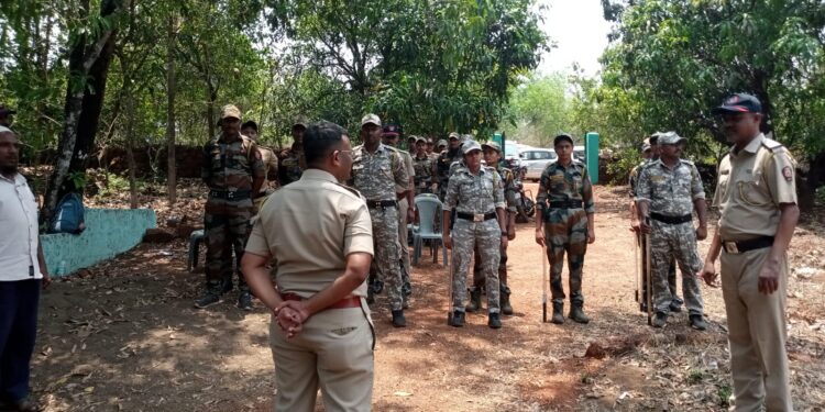 अज्ञातांनी समाधी स्थळाजवळील दान पेटी चोरली