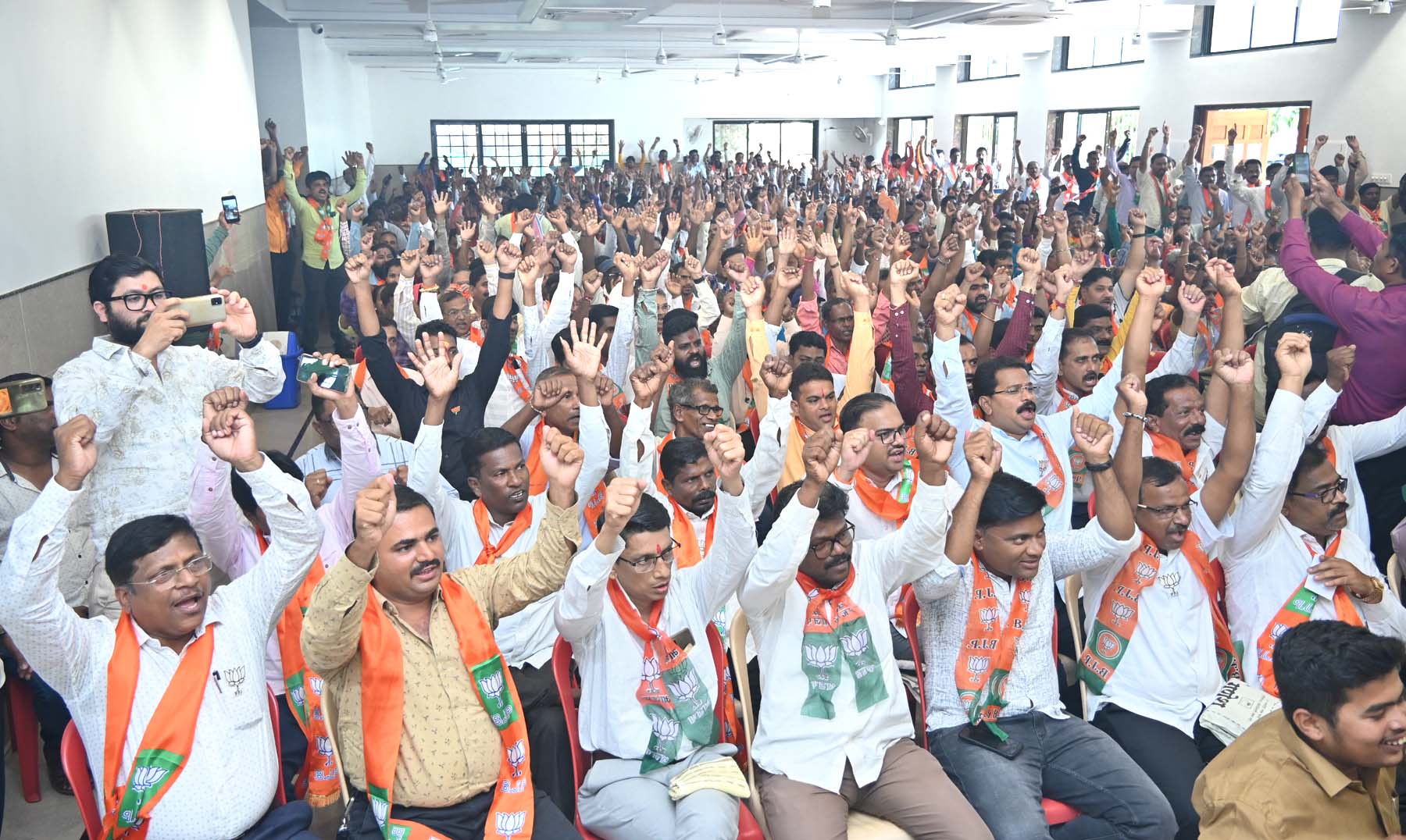 Crowd at BJP's resolution meeting