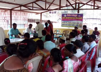 Income certificate extraction camp at Chindravale