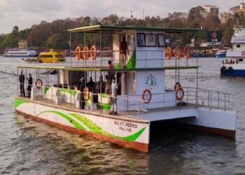 Farare Parchuri ferryboat service started