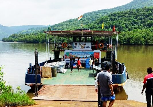 Farare Parchuri ferryboat service started