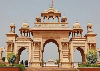 Why was Anand Sagar closed?