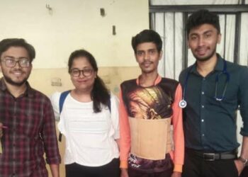 Help from Jaitapkar to the needy in Pabhare