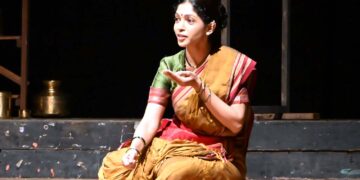 Monologue play by actress Aparna Chothe