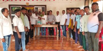 Villagers of Dhopave support Shiv Sena party