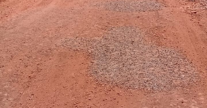 Road pothole filling work is of poor quality