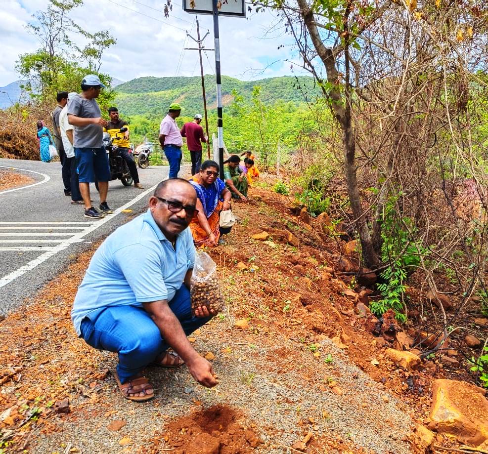 Seed_Planting_Activities_in_Tivare_Village