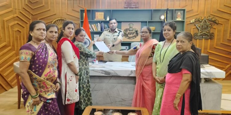 Statement of BJP Mahila Morcha to District Police