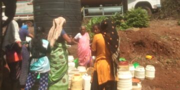 Water supply by tanker to 5 wadis in Guhagar