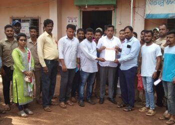 MNS_is_aggressive_about_Mahavitaran_employees