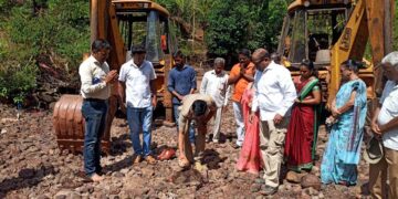 The silt of the river in Nivendi was lifted