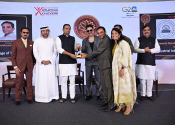 Best Industrial Interface College Award to Velaneshwar College