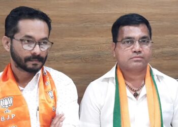 Santosh Jaitapkar held a press conference