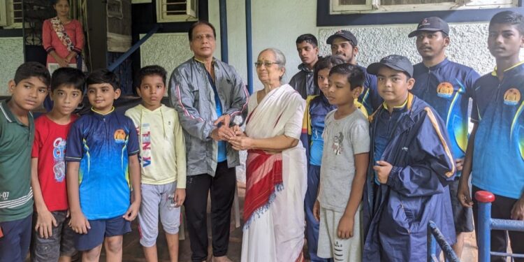 cycle round was held in Dapoli in honor of the doctor