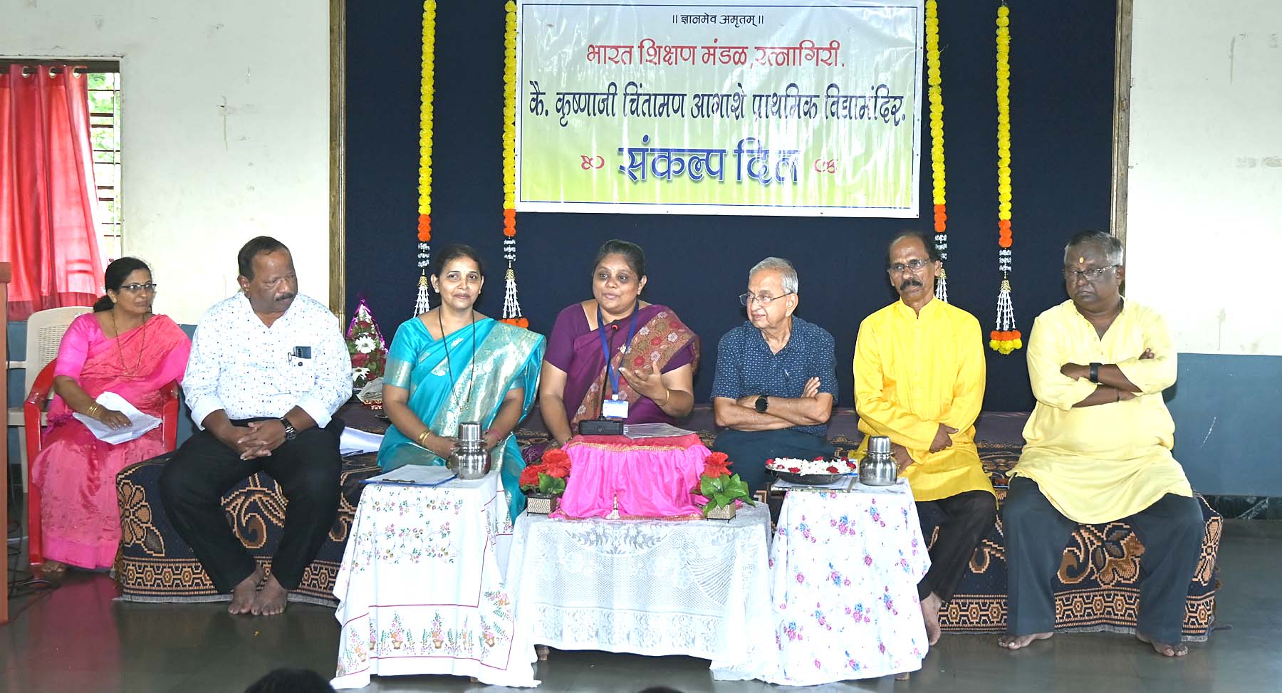 Students made a resolution at Agashe School