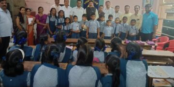 Lions Club felicitates scholarship holders
