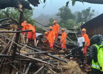 7 people died in a landslide on Irshalwadi