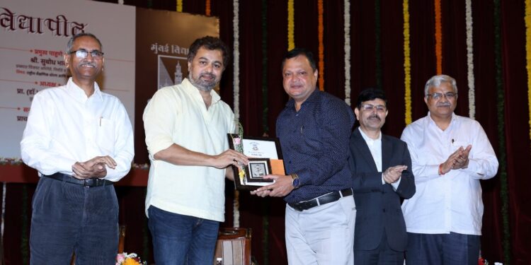 Meritorious Staff Award to Vikram Joyshi