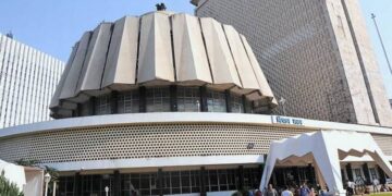 Opponents are aggressive on the issue of farmers