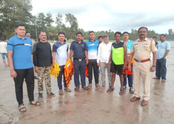 Fishermen rescued two tourists