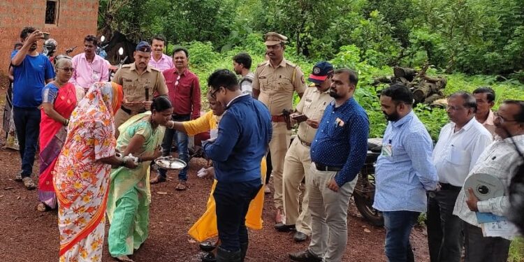 Collector's 3 km walk for 9 families