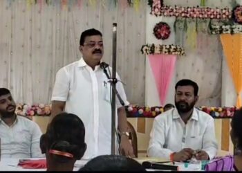 MLA Jadhav attacked the government