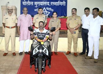 Wheelchair on battery was given to the policeman