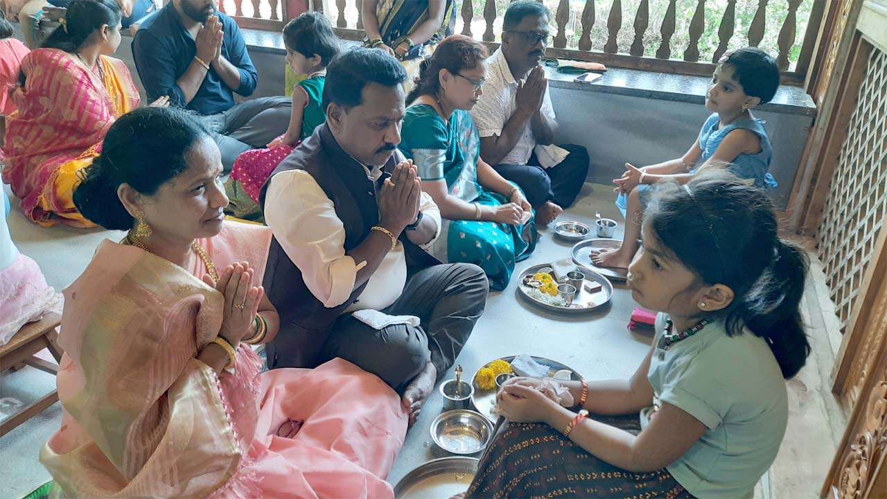 Worship of virgins at Kopari Narayan temple