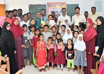 National flag distribution on behalf of BJP